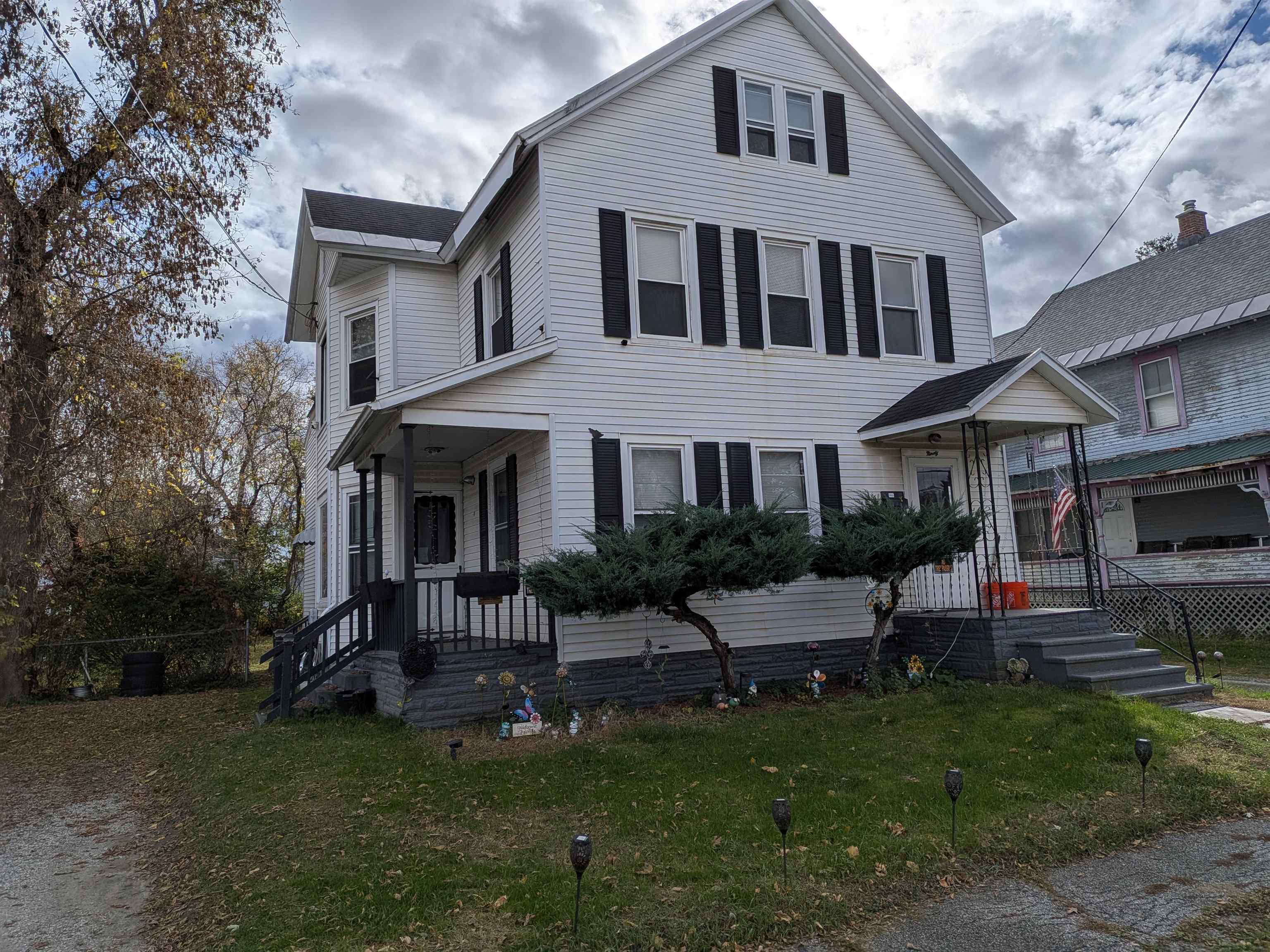 90 River Street Rutland, VT 05701 - Photo 3 of 20