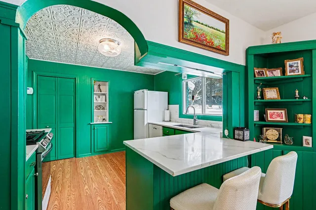 $270,000 | 2314 Frederick Avenue, Kalamazoo, MI 49008