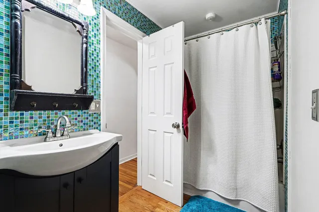 $270,000 | 2314 Frederick Avenue, Kalamazoo, MI 49008