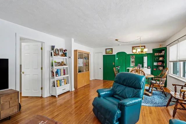 $270,000 | 2314 Frederick Avenue, Kalamazoo, MI 49008