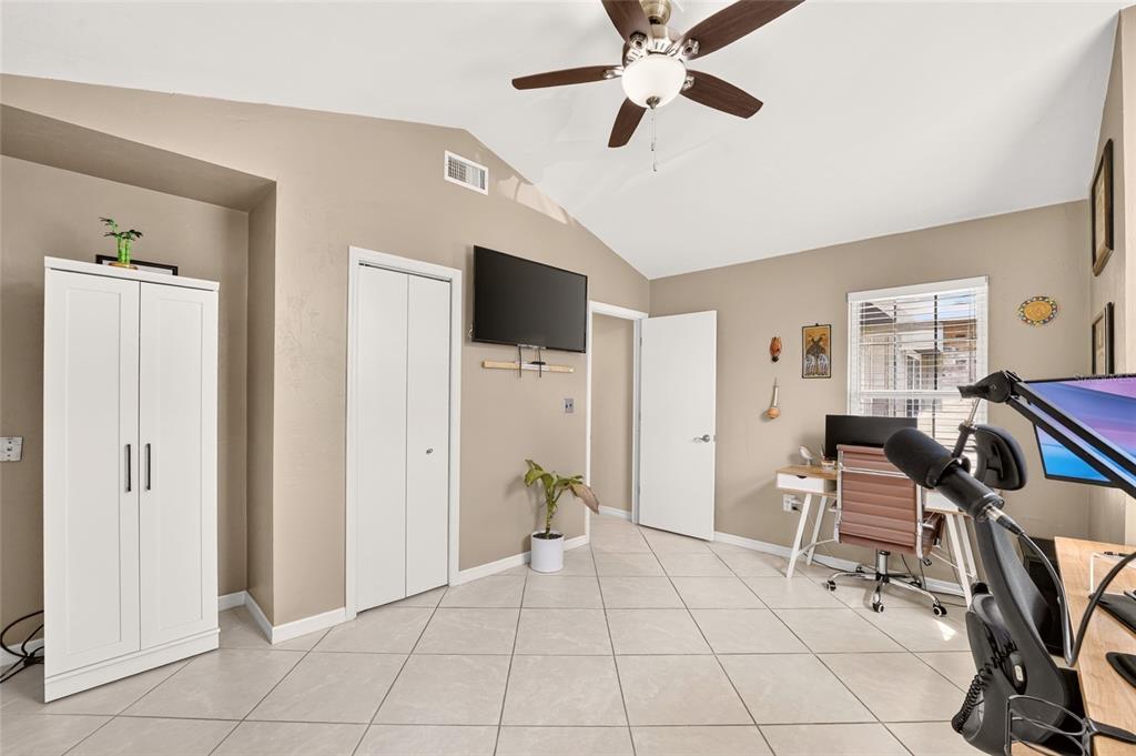 1118 Southwest 82 Terrace Gainesville, FL 32607 - Photo 40 of 77 Gallery Image 40