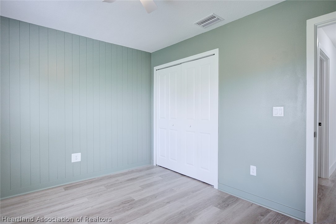 111 Vale Court Sebring, FL 33876 - Photo 30 of 40 a view of an empty room