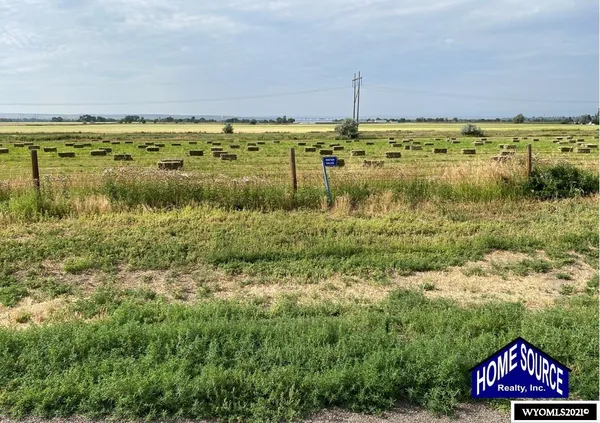 $67,500 | 2155 Riverview Road, Riverton, WY 82501