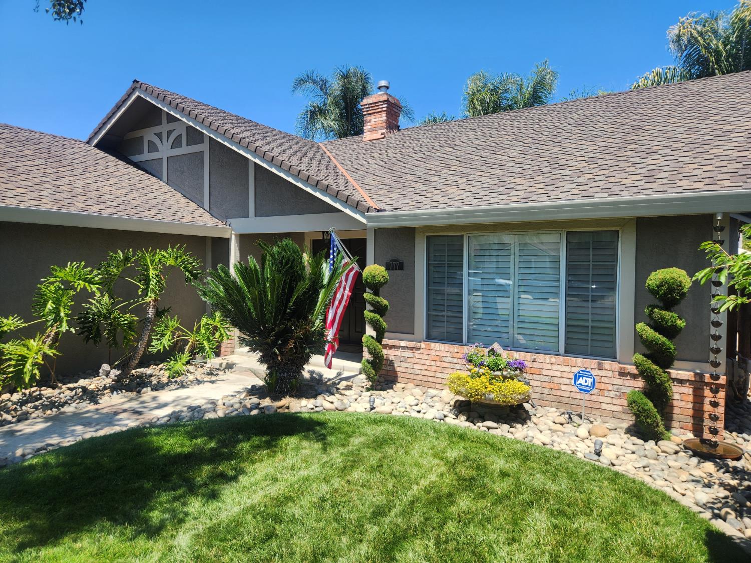 777 Jordanolo Drive Ripon, CA 95366 - Photo 60 of 61 a view of a house with backyard and sitting area