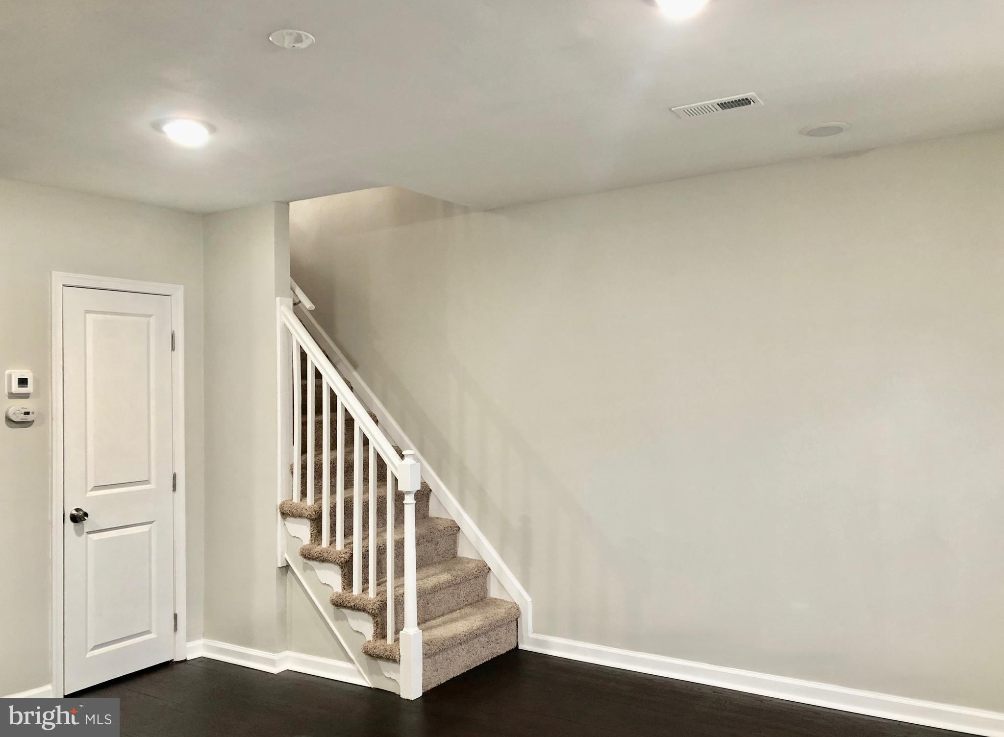 317 West Arundel Road Baltimore, MD 21225 - Photo 8 of 25 Upstair