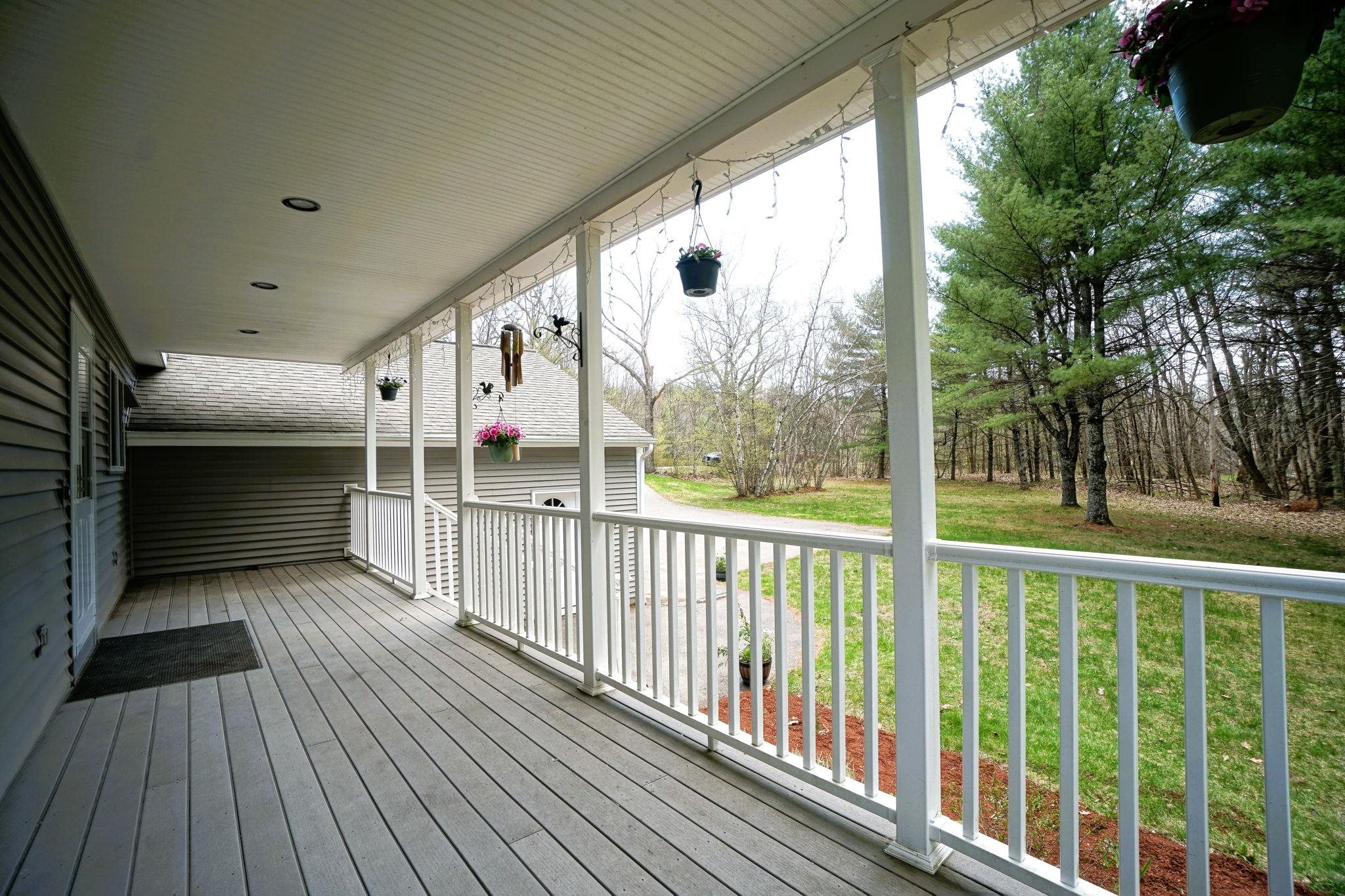 140 Province Road Gilmanton, NH 03237 - Photo 3 of 60