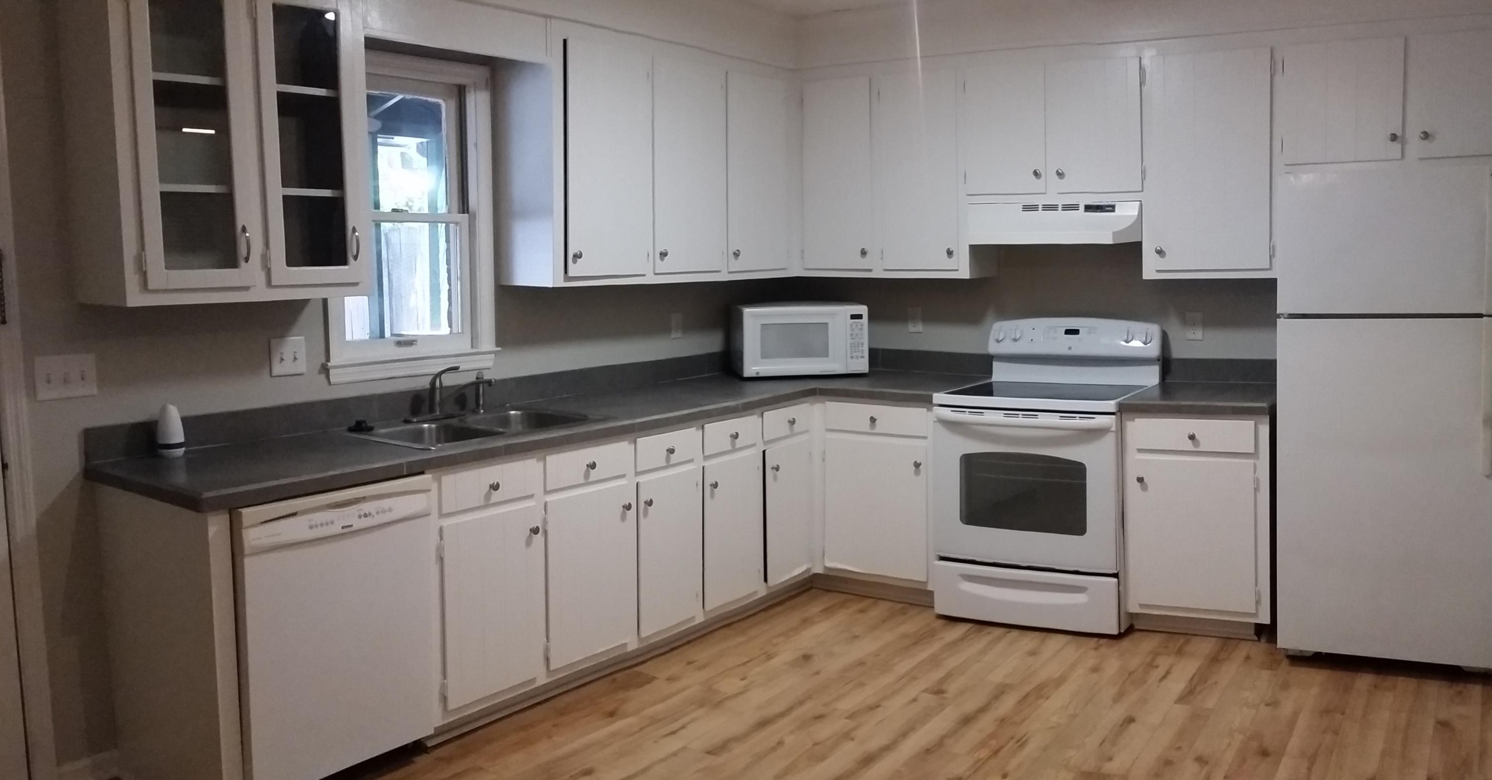 302 Springview Lane, Unit 3 Summerville, SC 29485 - Photo 7 of 27 Kitchen I