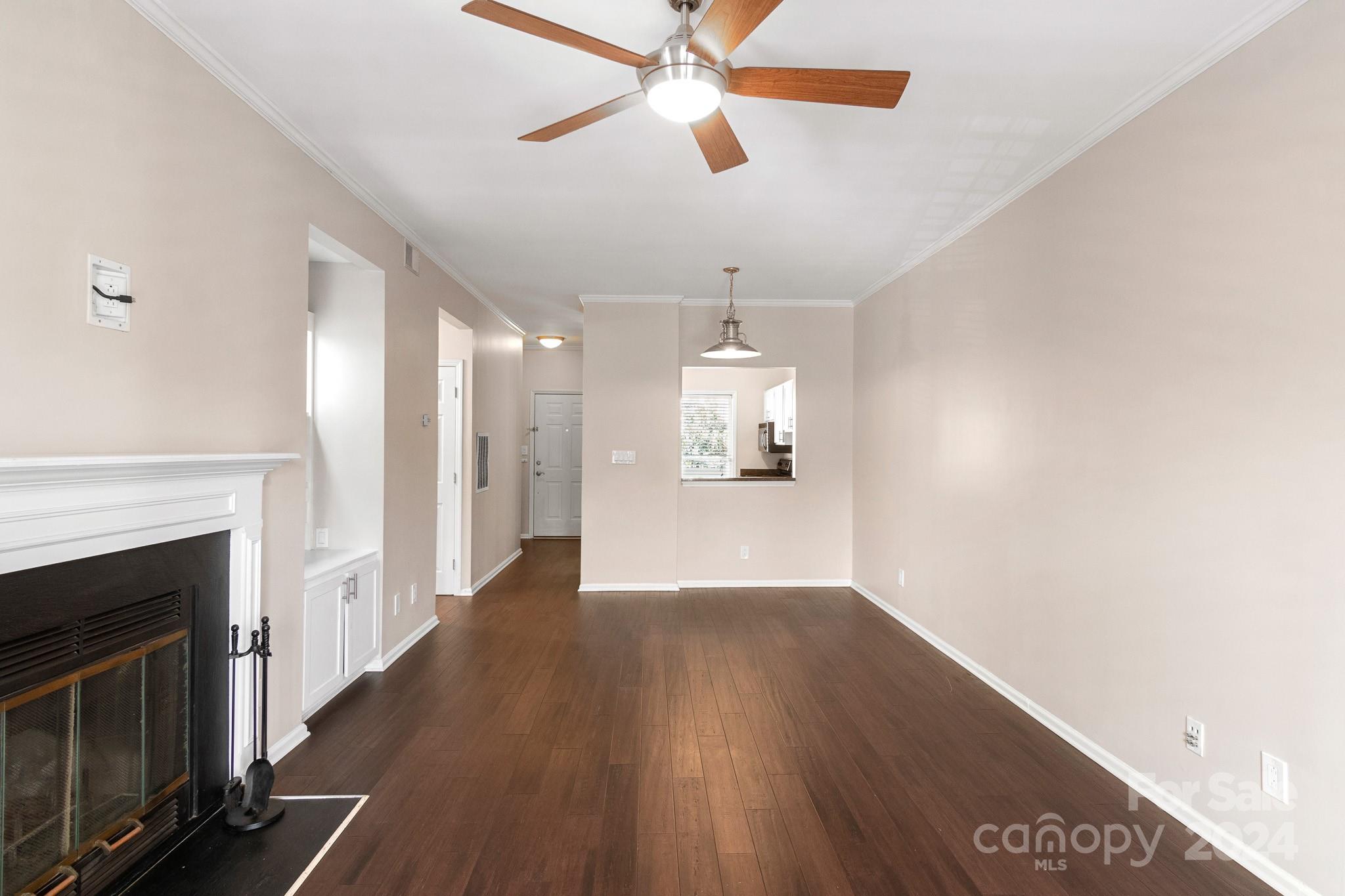 301 Queens Road, Unit 306 Charlotte, NC 28204 - Photo 11 of 27 Gallery Image 11