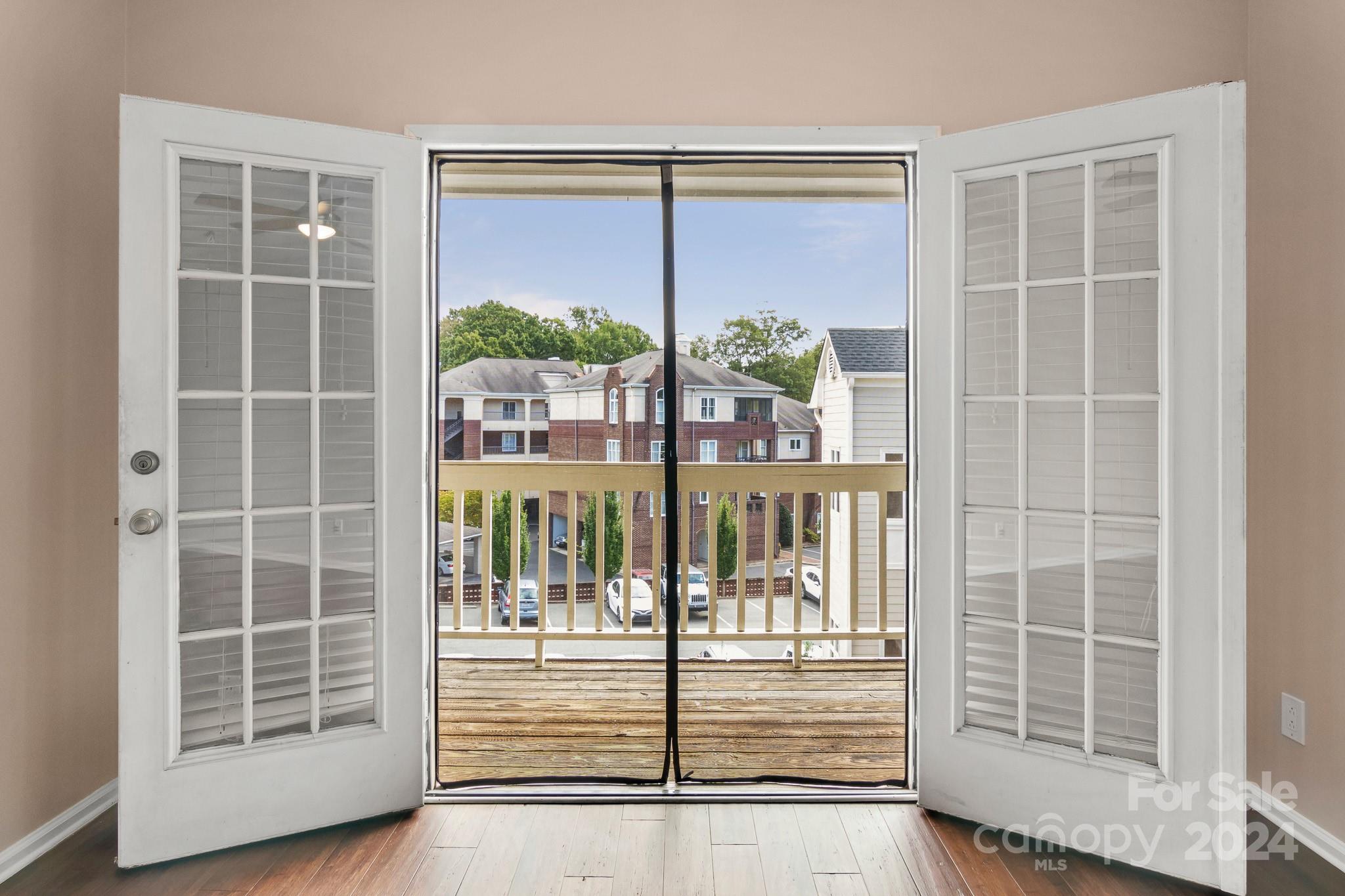 301 Queens Road, Unit 306 Charlotte, NC 28204 - Photo 13 of 27 Gallery Image 13