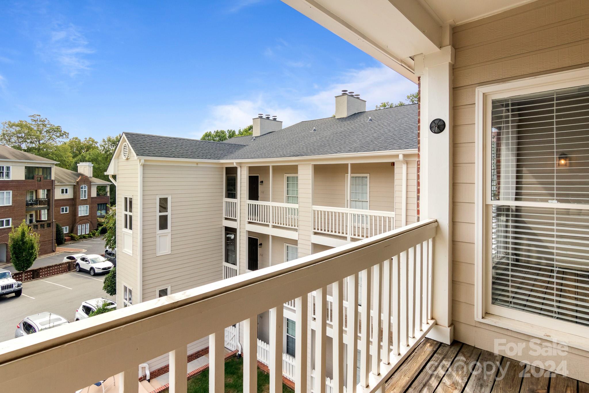 301 Queens Road, Unit 306 Charlotte, NC 28204 - Photo 14 of 27 Gallery Image 14