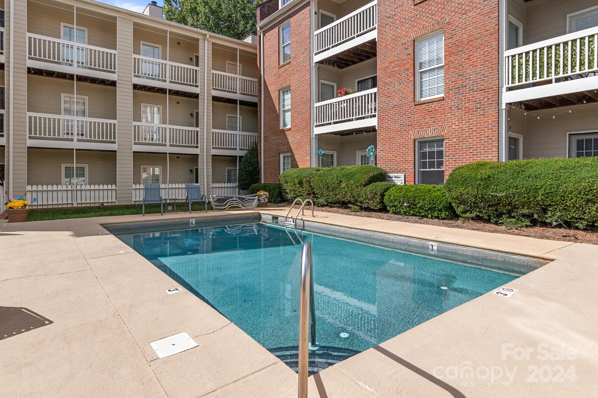 301 Queens Road, Unit 306 Charlotte, NC 28204 - Photo 26 of 27 Gallery Image 26