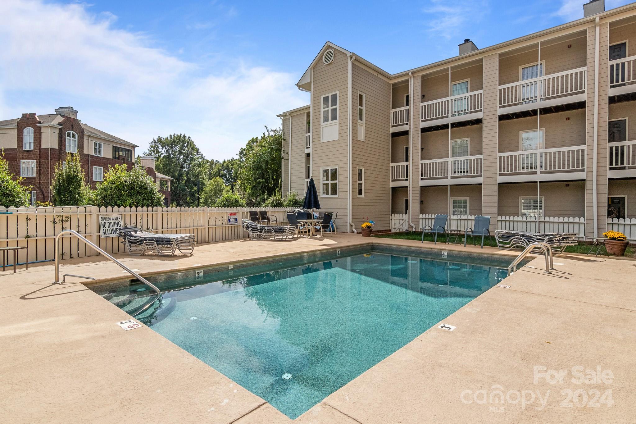 301 Queens Road, Unit 306 Charlotte, NC 28204 - Photo 27 of 27 Gallery Image 27