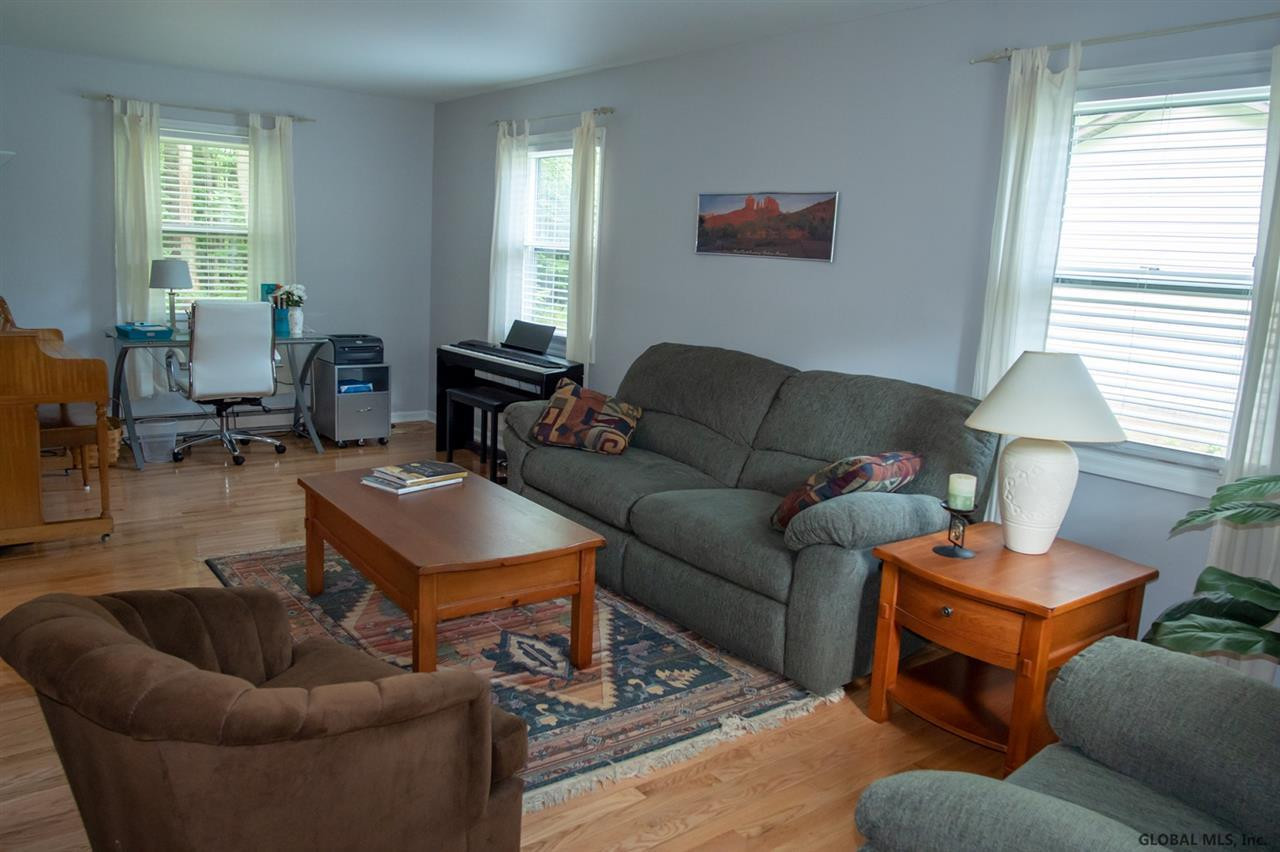 6 Bell Flower Road Malta, NY 12020 - Photo 11 of 35 Photo 11