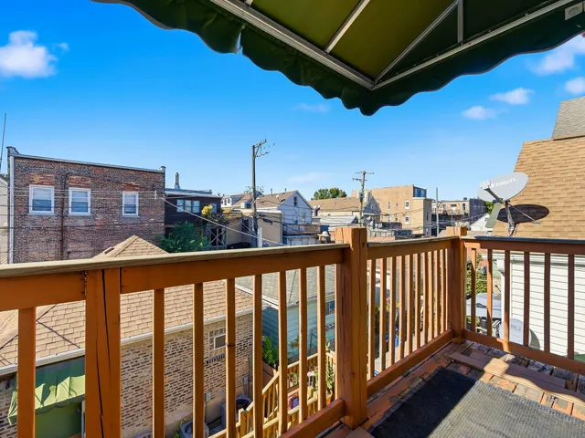 $599,999 | 2426 South Bell Avenue, Chicago, IL 60608