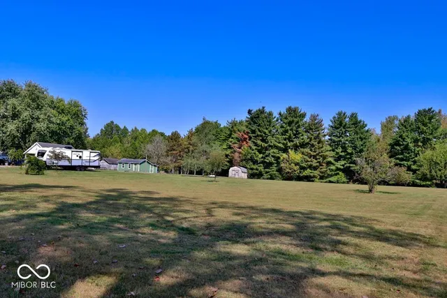 $575,000 | 7246 West Fall Creek Drive, Pendleton, IN 46064