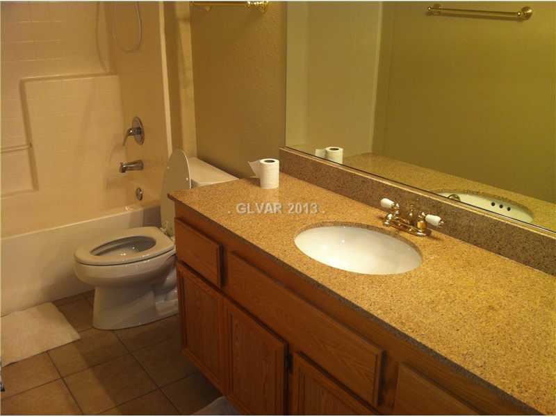 10550 West Alexander Road, Unit 1168 Las Vegas, NV 89129 - Photo 13 of 18 Bathroom.