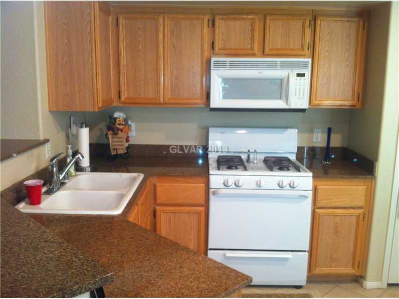 10550 West Alexander Road, Unit 1168 Las Vegas, NV 89129 - Photo 7 of 18 Kitchen.