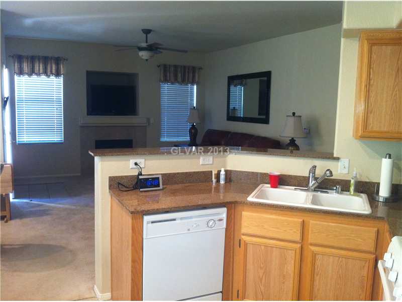 10550 West Alexander Road, Unit 1168 Las Vegas, NV 89129 - Photo 8 of 18 Kitchen.