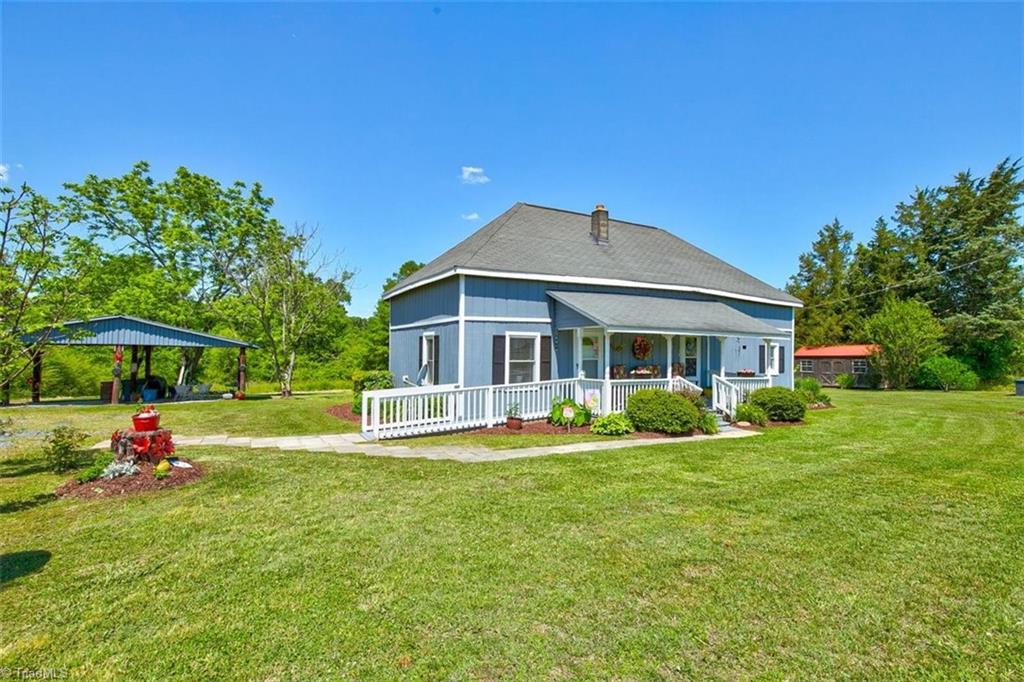 6914 Riverside Road Seagrove, NC 27341 - Photo 2 of 32