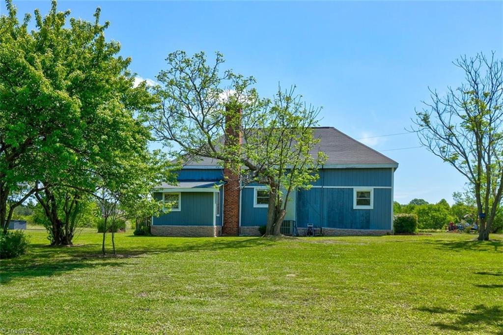 6914 Riverside Road Seagrove, NC 27341 - Photo 25 of 32