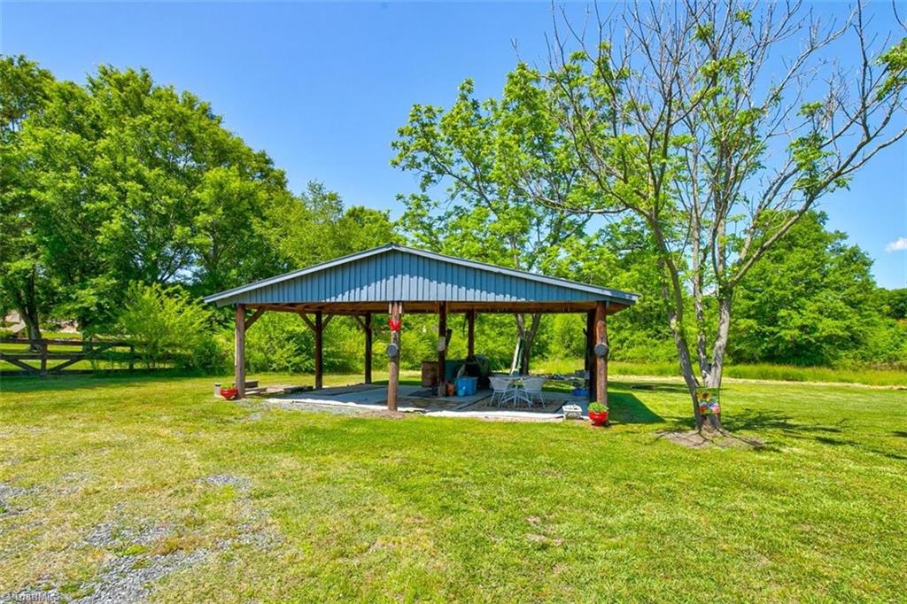6914 Riverside Road Seagrove, NC 27341 - Photo 29 of 32