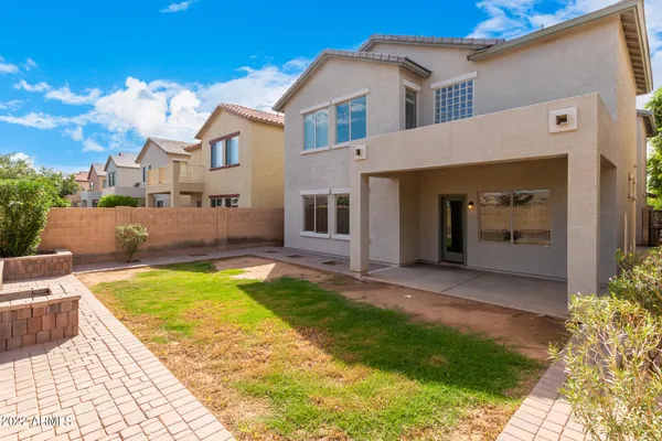 $2,300 | 9130 West Cypress Street, Phoenix, AZ 85037