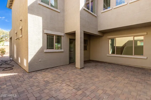 $2,300 | 9130 West Cypress Street, Phoenix, AZ 85037