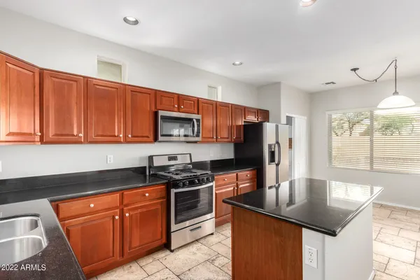 $2,300 | 9130 West Cypress Street, Phoenix, AZ 85037