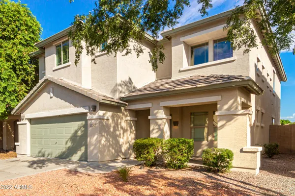 $2,300 | 9130 West Cypress Street, Phoenix, AZ 85037