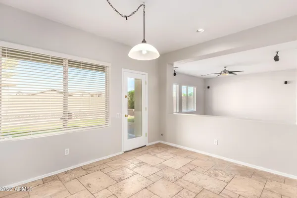 $2,300 | 9130 West Cypress Street, Phoenix, AZ 85037