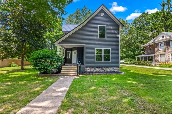$329,900 | 209 East High Street, Union City, MI 49094