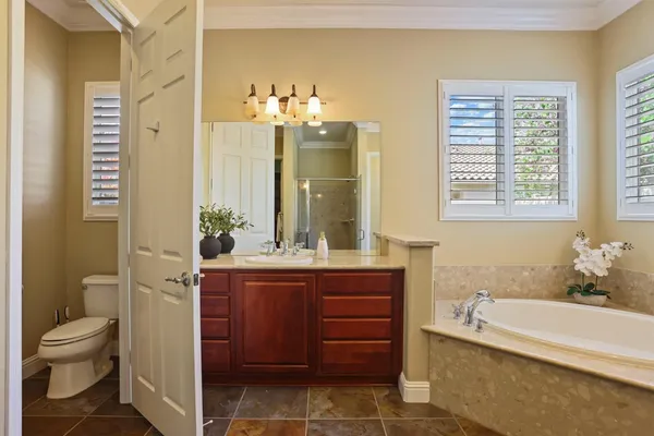 $759,000 | 2439 Appleleaf Lane, Manteca, CA 95336