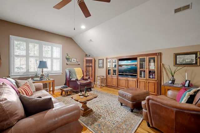 $819,499 | 2476 Vaucluse Road, Charleston, SC 29414