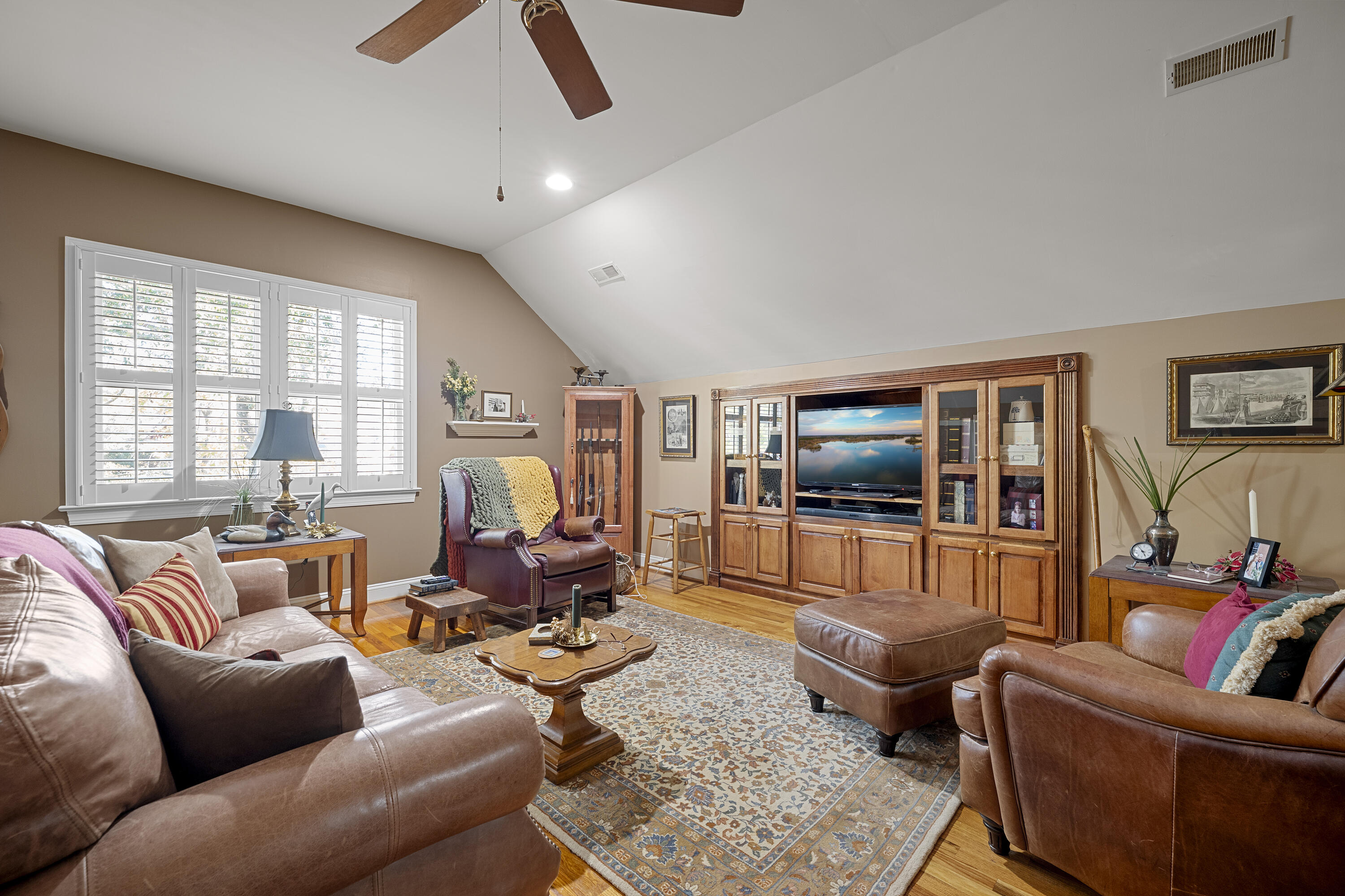 2476 Vaucluse Road Charleston, SC 29414 - Photo 20 of 45 P1077037