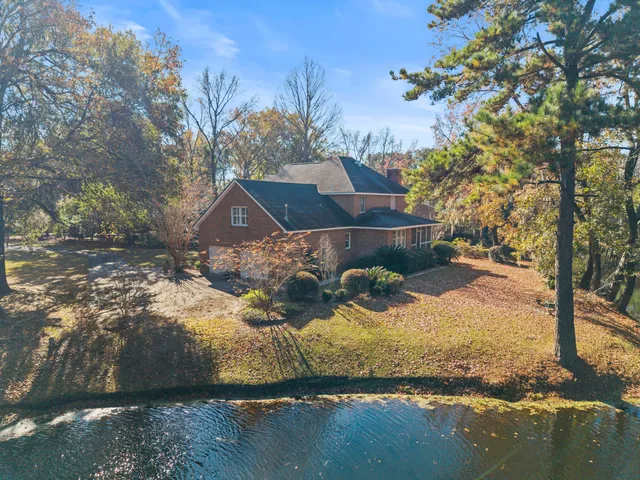 $819,499 | 2476 Vaucluse Road, Charleston, SC 29414