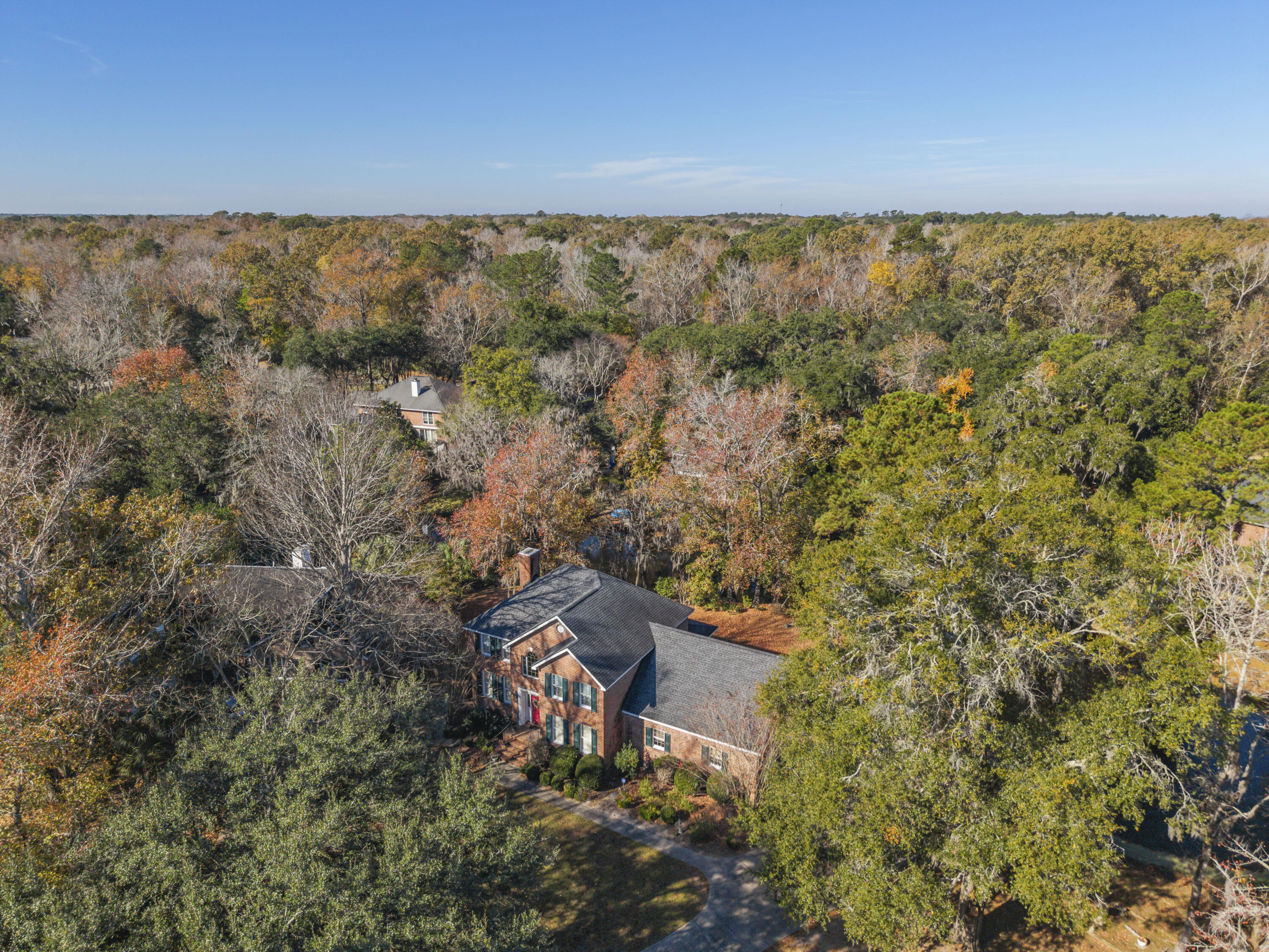 2476 Vaucluse Road Charleston, SC 29414 - Photo 43 of 45 DJI_20251124105552_0019_D