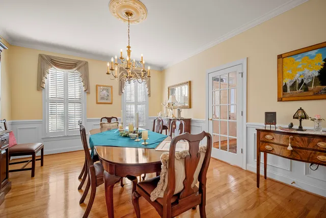 $819,499 | 2476 Vaucluse Road, Charleston, SC 29414