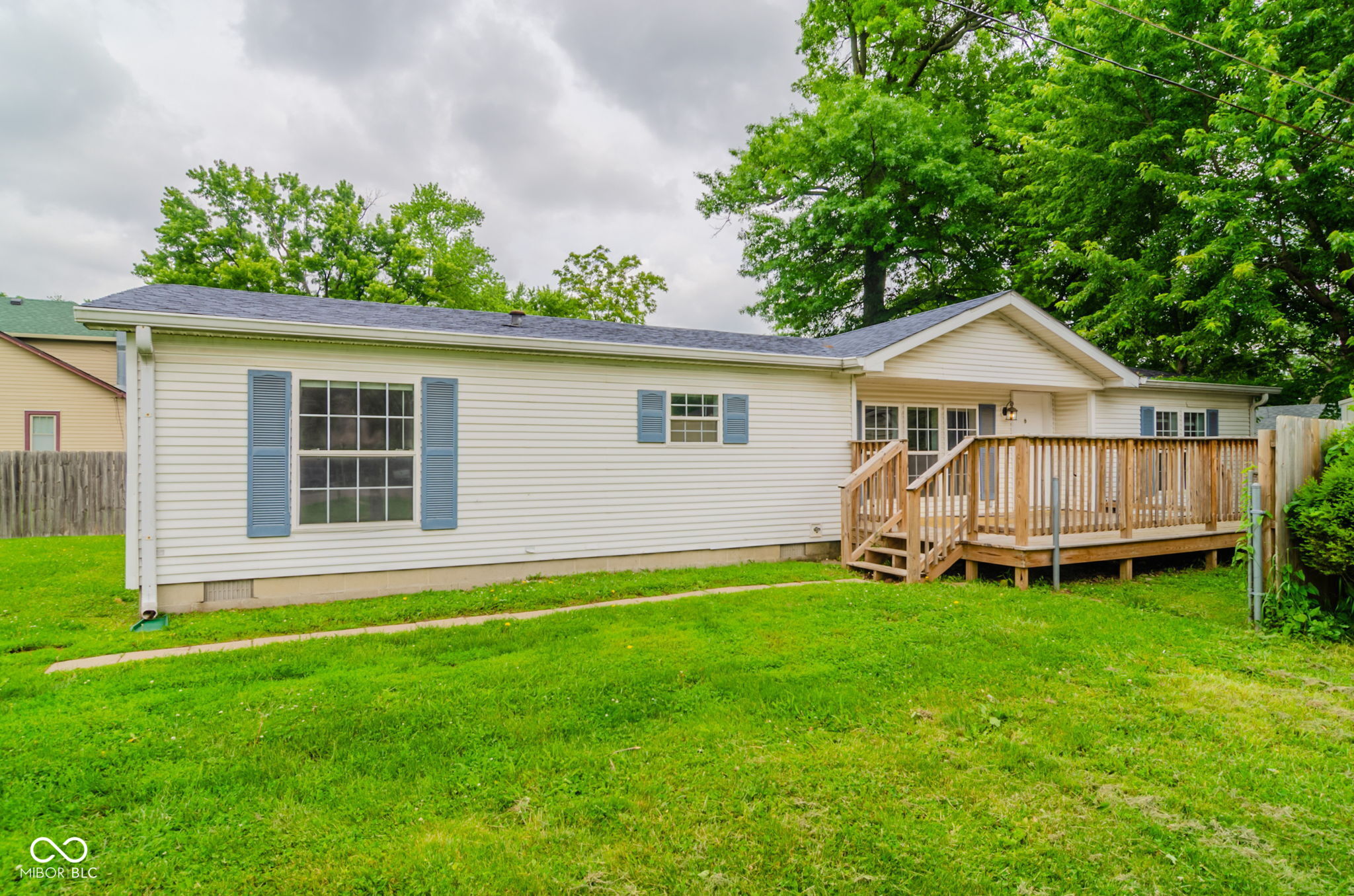 3149 Carson Avenue Indianapolis, IN 46227 - Photo 1 of 34