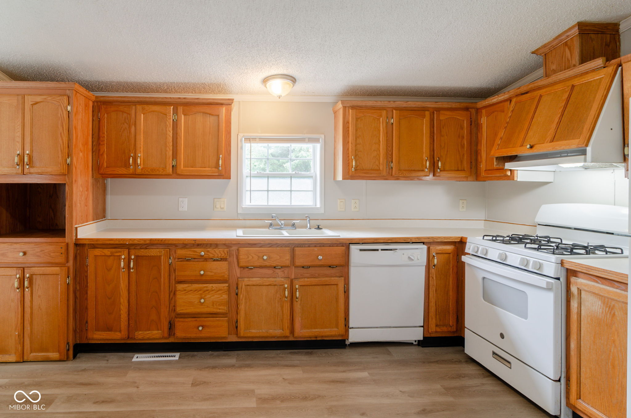 3149 Carson Avenue Indianapolis, IN 46227 - Photo 11 of 34