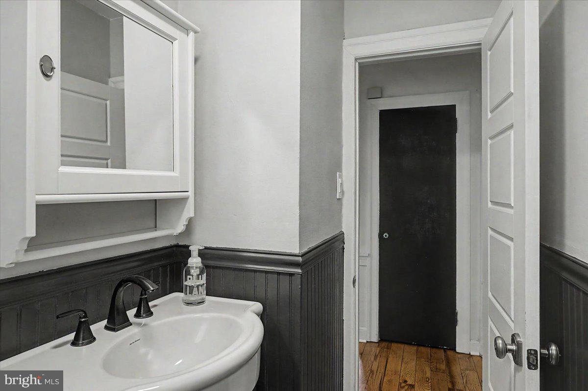 2297 Warwick Road Warrington, PA 18976 - Photo 22 of 64 powder room 1st floor