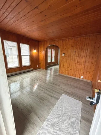$2,100 | 120 Peale Street, Joliet, IL 60433
