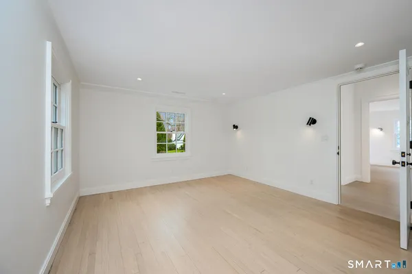 $3,995,000 | 32 Birch Road, Darien, CT 06820