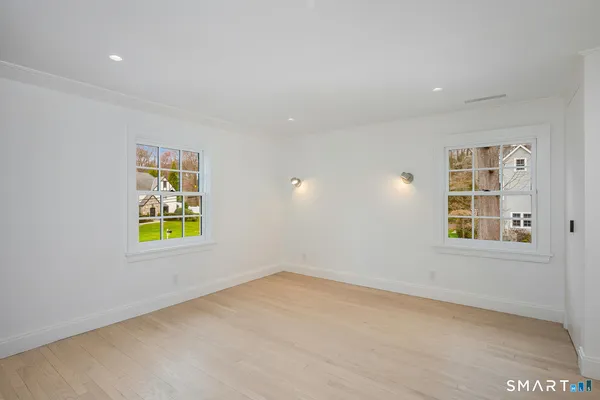 $3,995,000 | 32 Birch Road, Darien, CT 06820