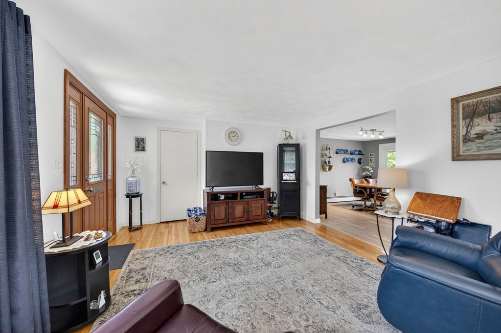 131 Spring Street Fairhaven, MA 02719 - Photo 15 of 41
