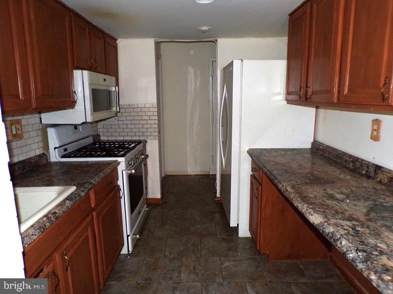 2628 Welsh Road, Unit 117 Philadelphia, PA 19152 - Photo 11 of 19 Gallery Image 11