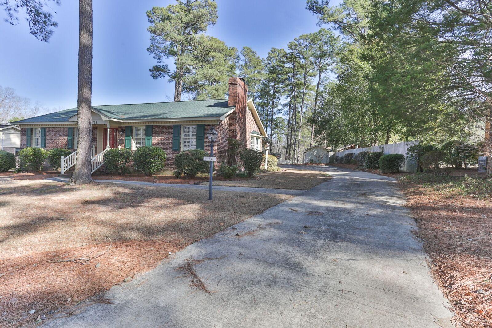 738 Cumberland Circle Rockingham, NC 28379 - Photo 3 of 50 1O8A9146_preview.jpeg