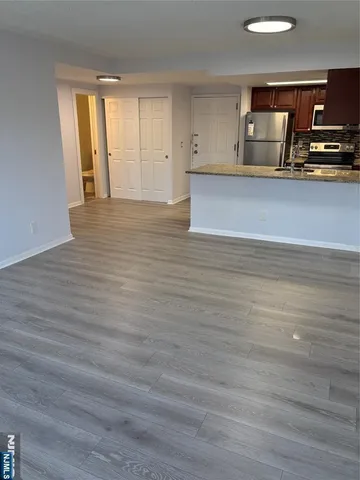 $2,800 | 55 Clinton Place, Unit 203, Hackensack, NJ 07601