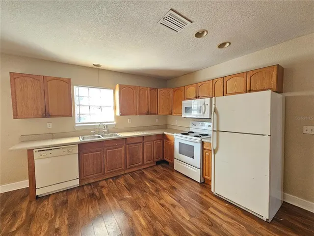 $1,650 | 2319 East Magnolia Street, Lakeland, FL 33801