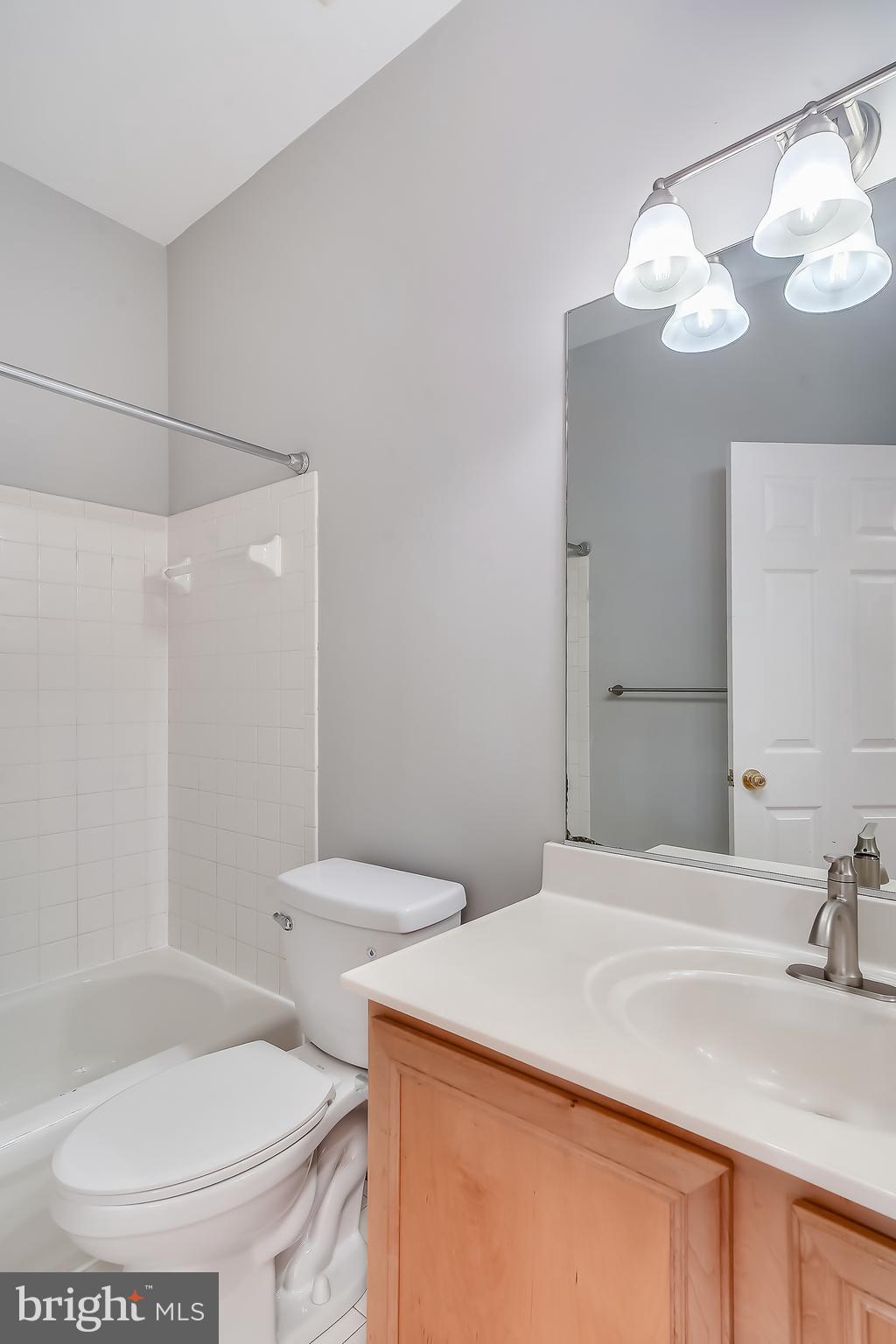 14048 Rockingham Road Germantown, MD 20874 - Photo 12 of 30 Gallery Image 12