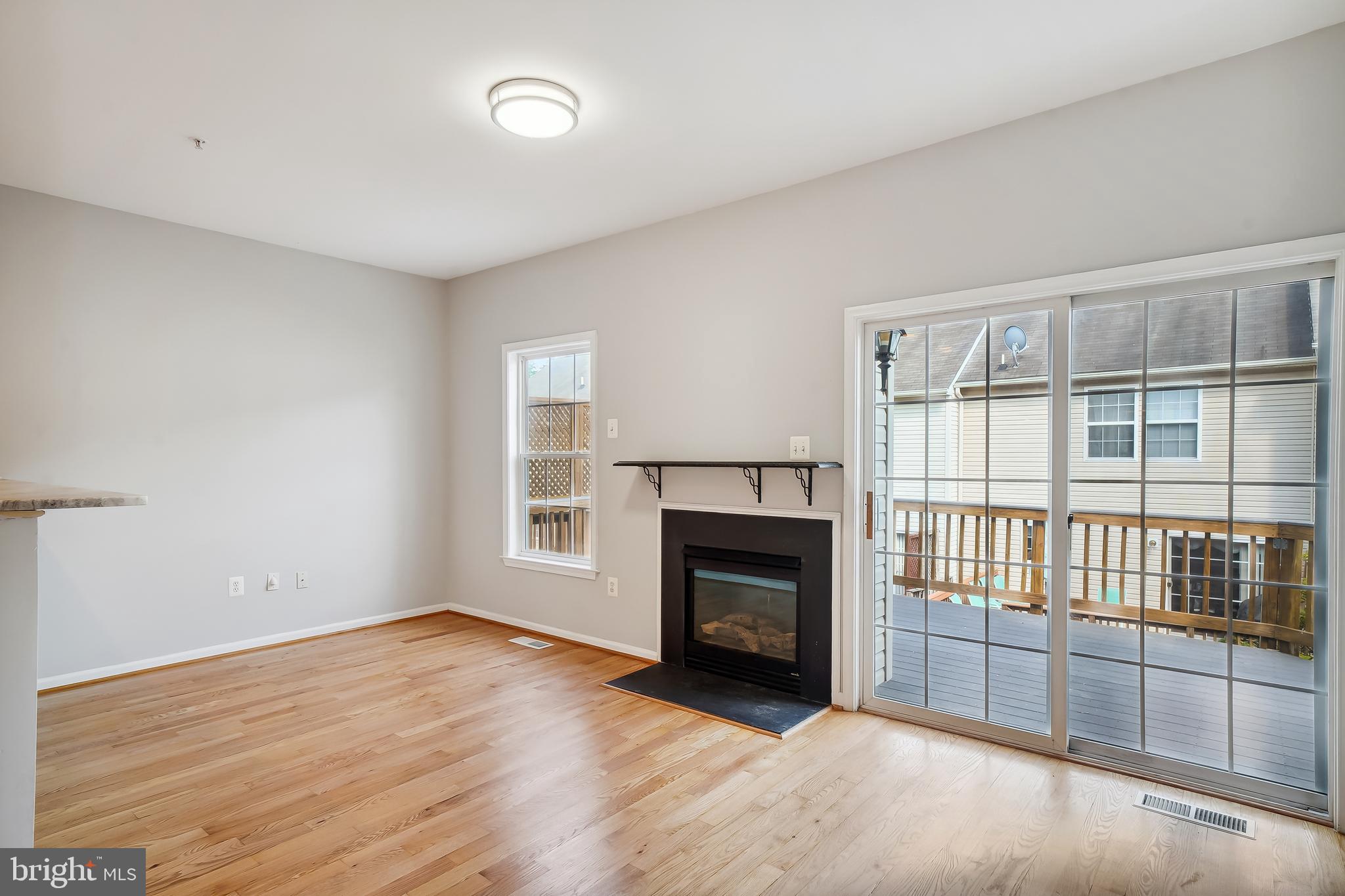 14048 Rockingham Road Germantown, MD 20874 - Photo 7 of 30 Gallery Image 7